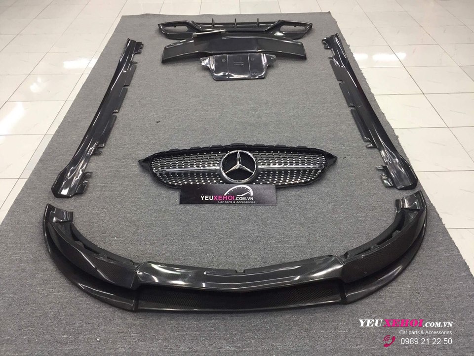MERCEDES A45 /FULL CARBON LIP VARIS / NICHE M117 19 INCHES