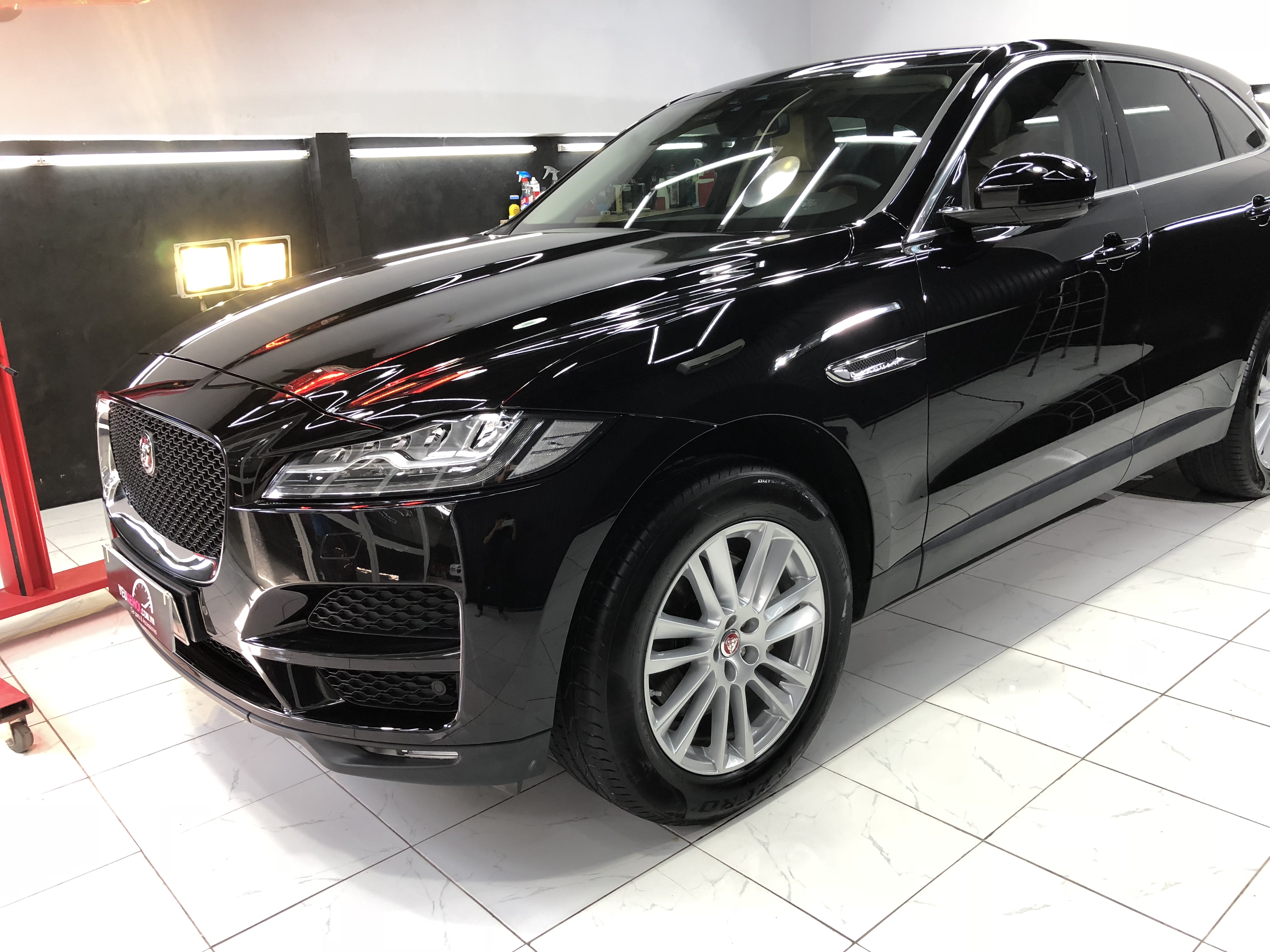 JAGUAR F PACE / CERAMIC GYEON