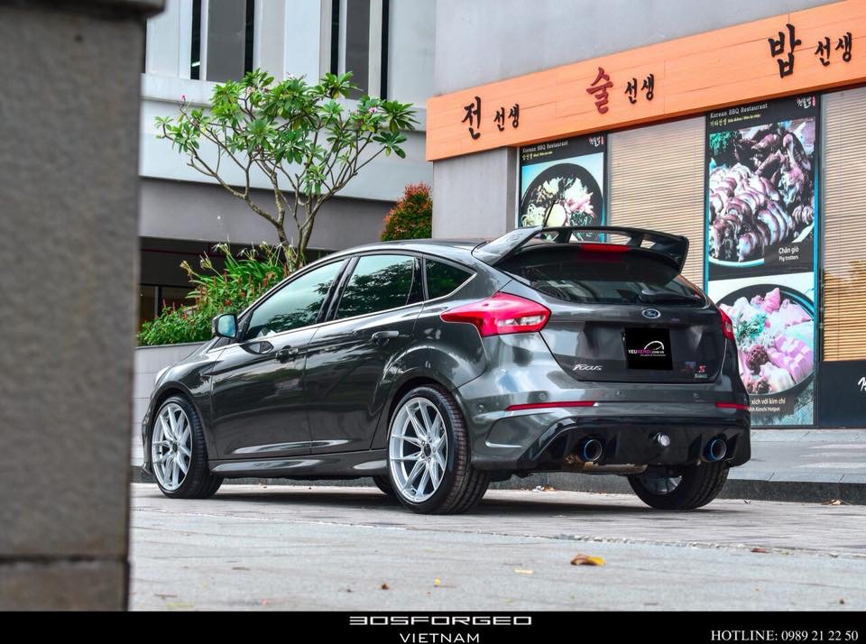 305FORGED WHEEL FT113 19 INCHES / FOCUS RS STYLE / PIRELLI P ZERO