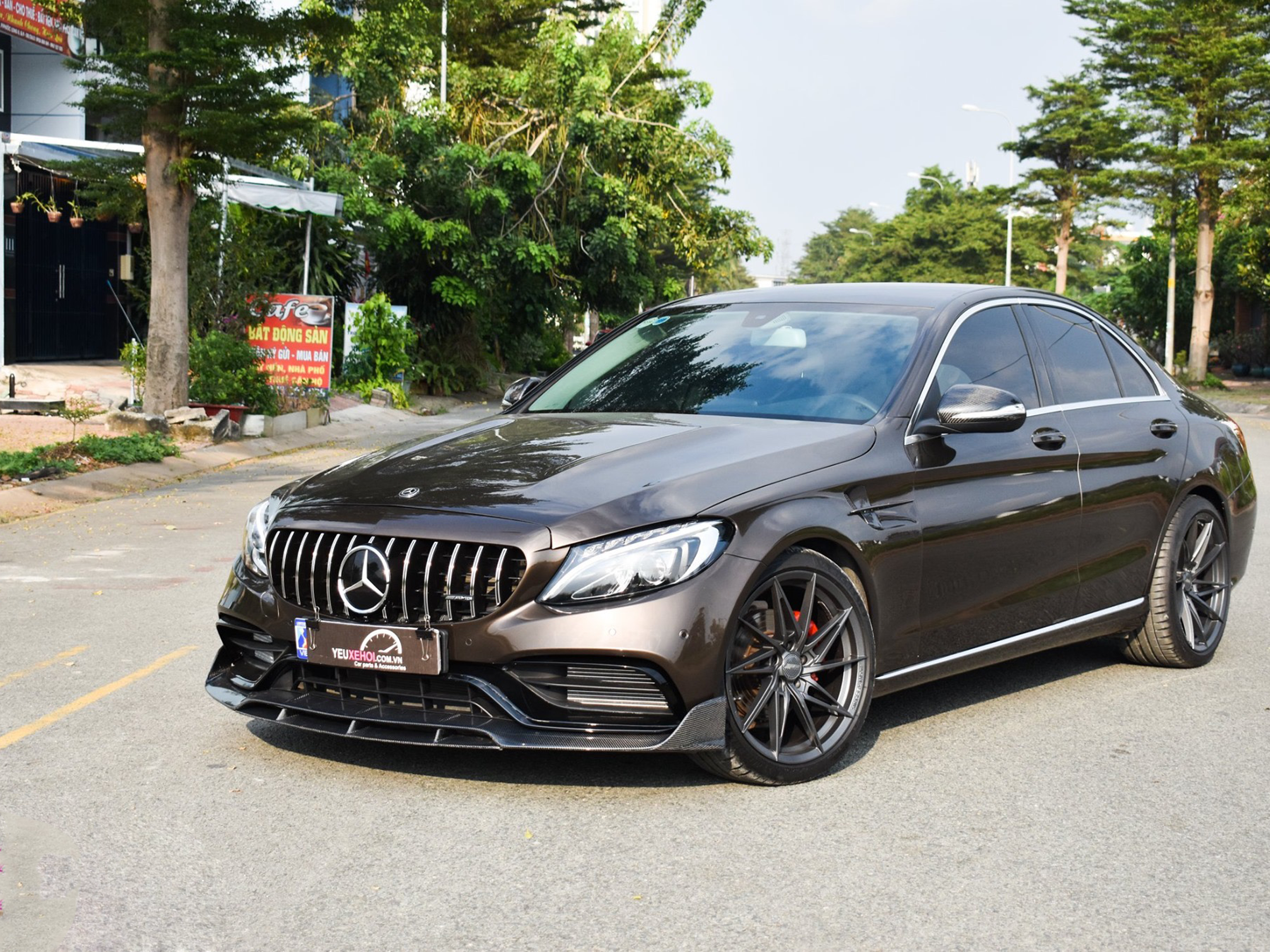 MERCEDES C200 LÊN FULL BODYKITC63S / MÂM 305FORGED FT114 / RES EXHAUST