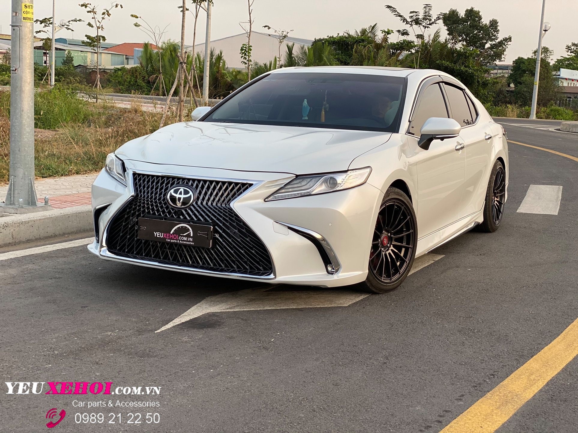 TOYOTA CAMRY / LEXUS BODYKIT