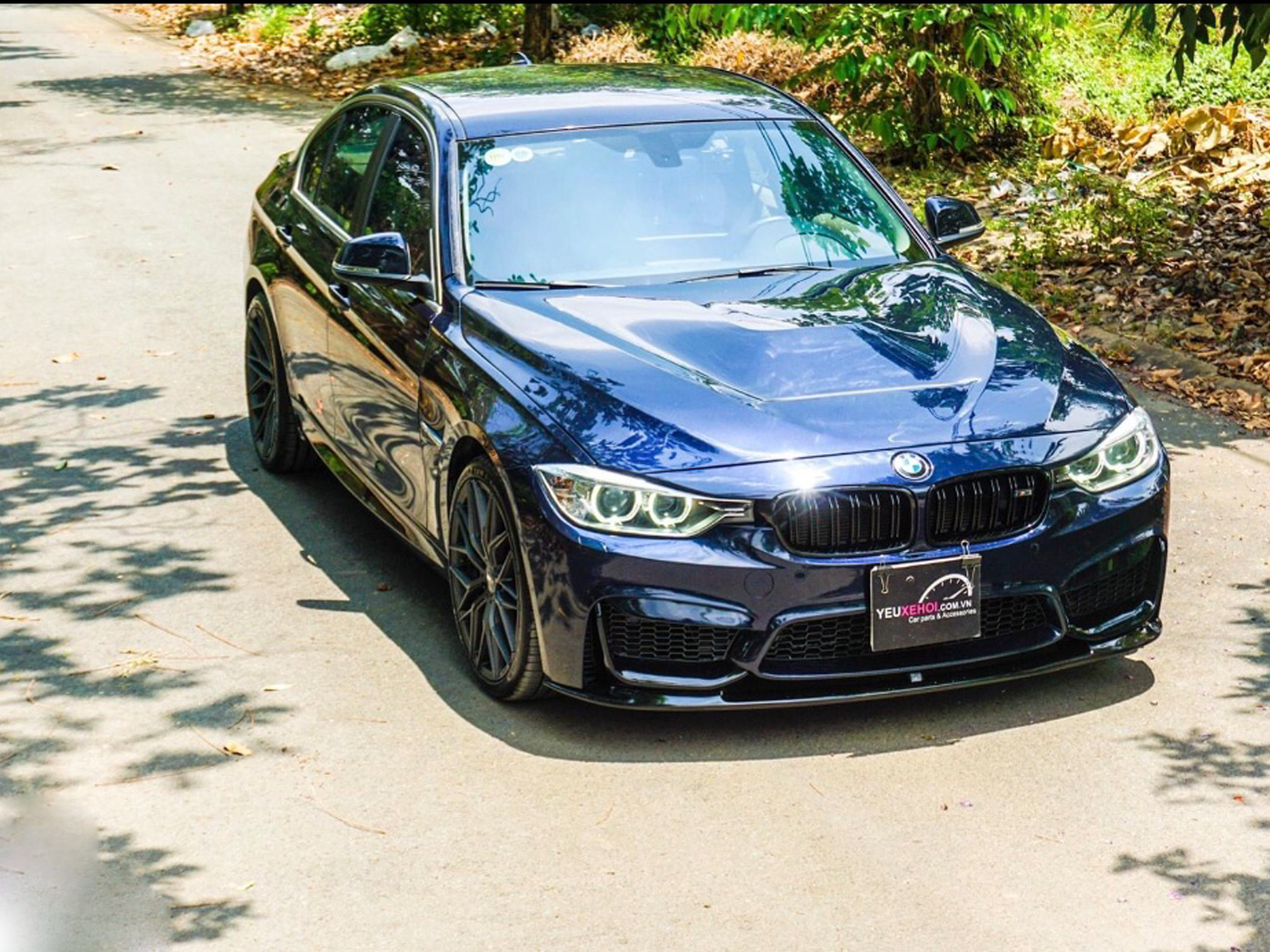 BMW M3 BODYKIT F30 / CÓ THÊM NẮP CAPO + LIP TRƯỚC BMW 3 SERI / 305FORGED FT107